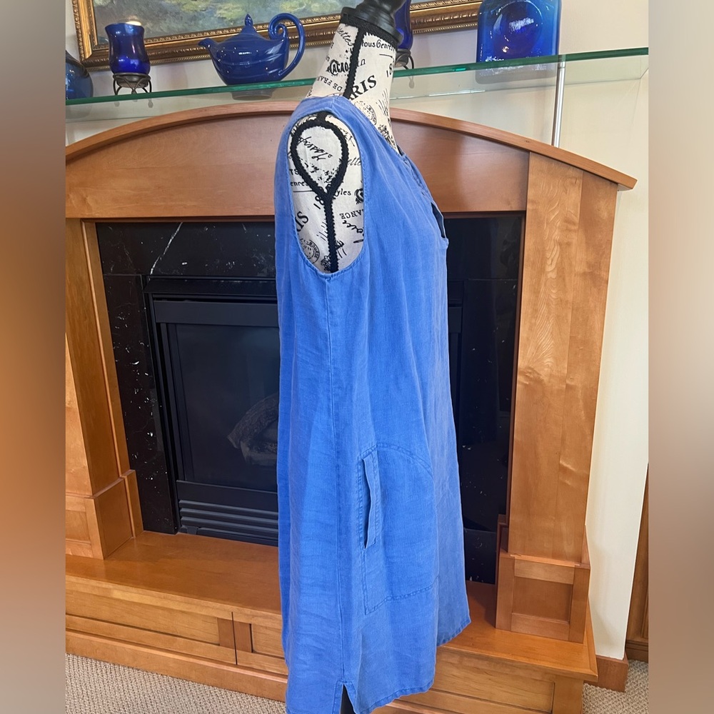 Tommy Bahama dress - Picture 2 of 10